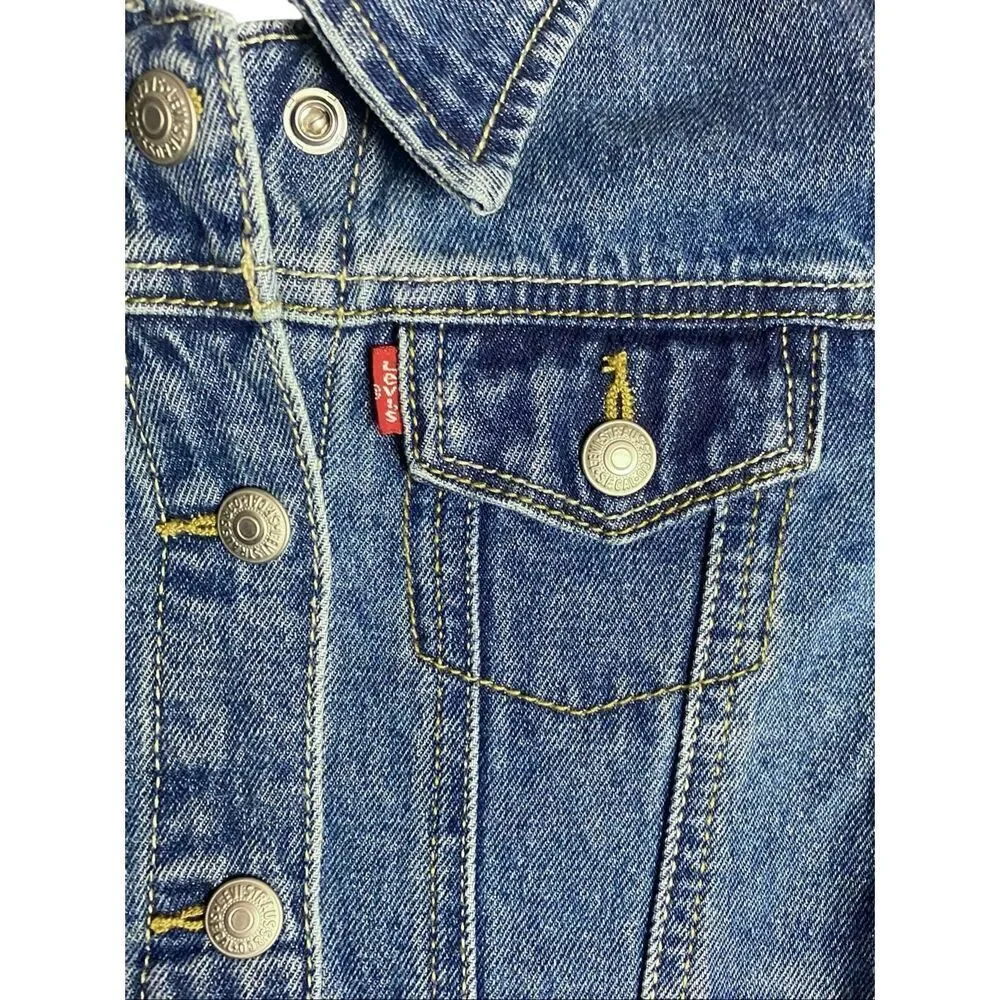 Levi’s Kids Denim Trucker Jacket Size 6 Blue Jean Button Front Classic Style